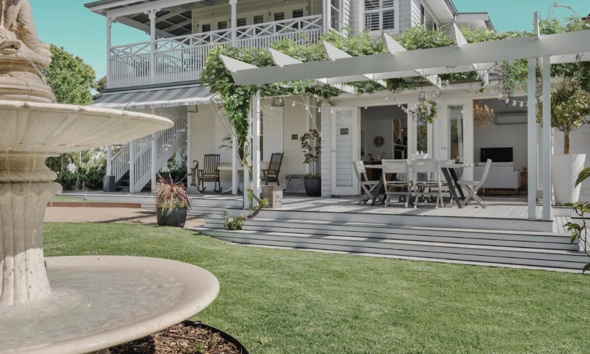 Point Lonsdale House | Spring Hill