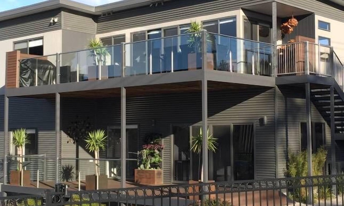 Stieglitz House | St Helens Beach House