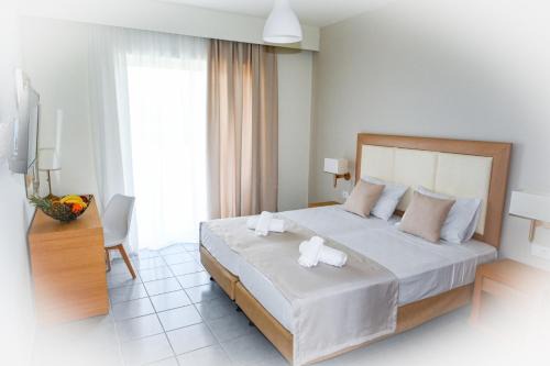 Petaloudes Apartment | Stacy's Studios