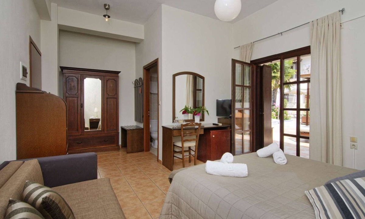 Kala Nera Hotel | Standard room ground floor for 2 adults+1 child - pool view #1