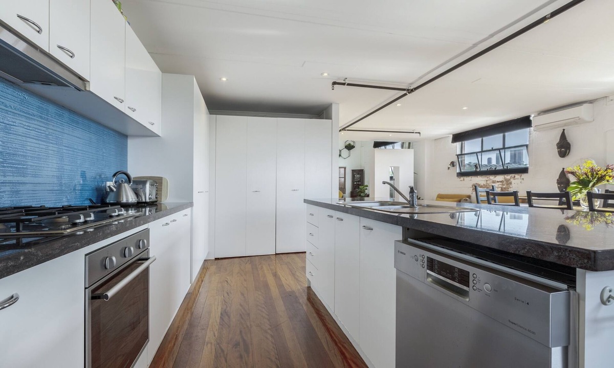 Collingwood North Apartment | StayCentral - Fitzroy Converted Warehouse Penthouse