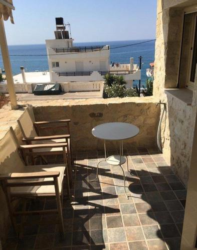 Mirtos Apartment | Stonehouse Elia Up