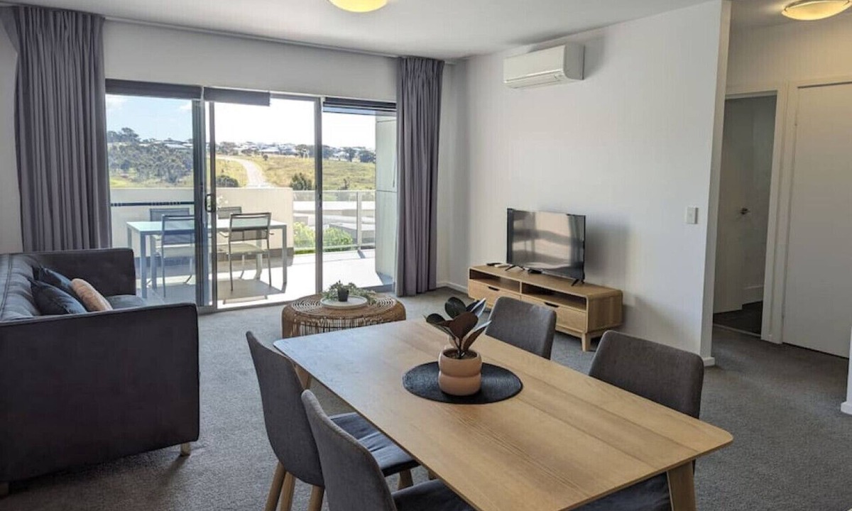 Wright Apartment | Stromlo Strong! 2bd 1br @Wright