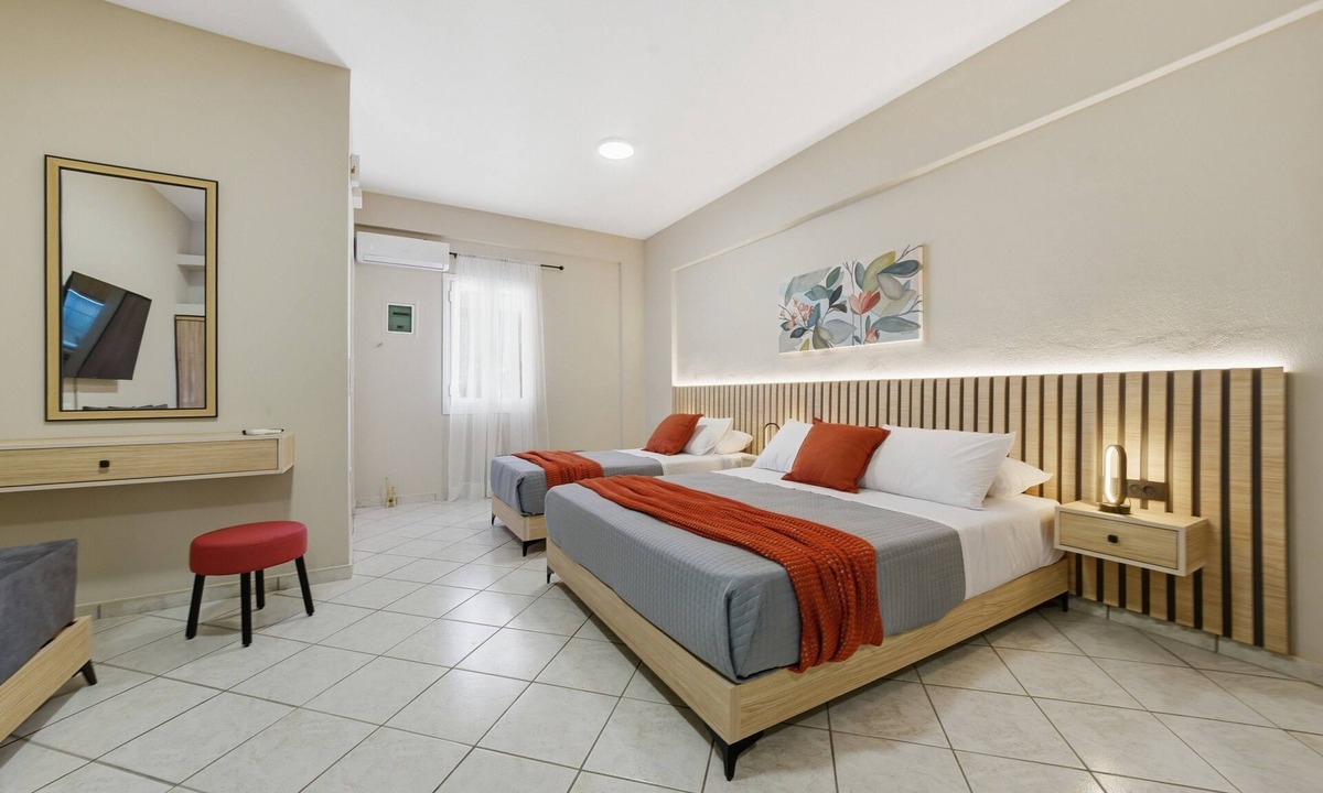 Sivota Apartment | Studio Apartment '6' with Shared Garden, Wi-Fi and Air Conditioning