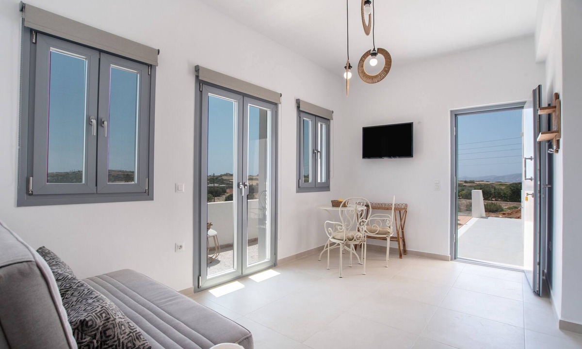 Paros Apartment | Studio Apartment 'Villa Anastasio' with Sea View, Wi-Fi and Air Conditioning