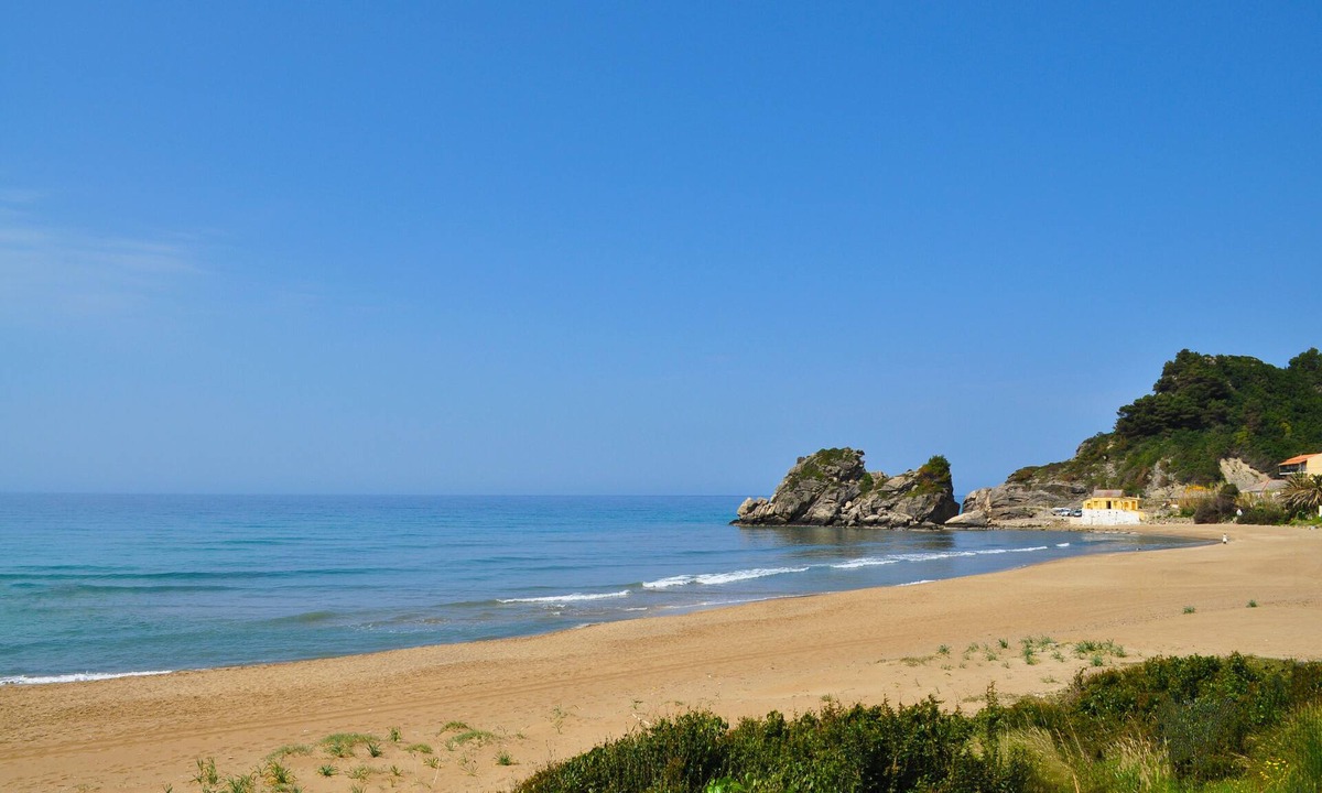 Parelia Apartment | Studio Apartment with adult and children's pool and sea view - Pelekas Beach
