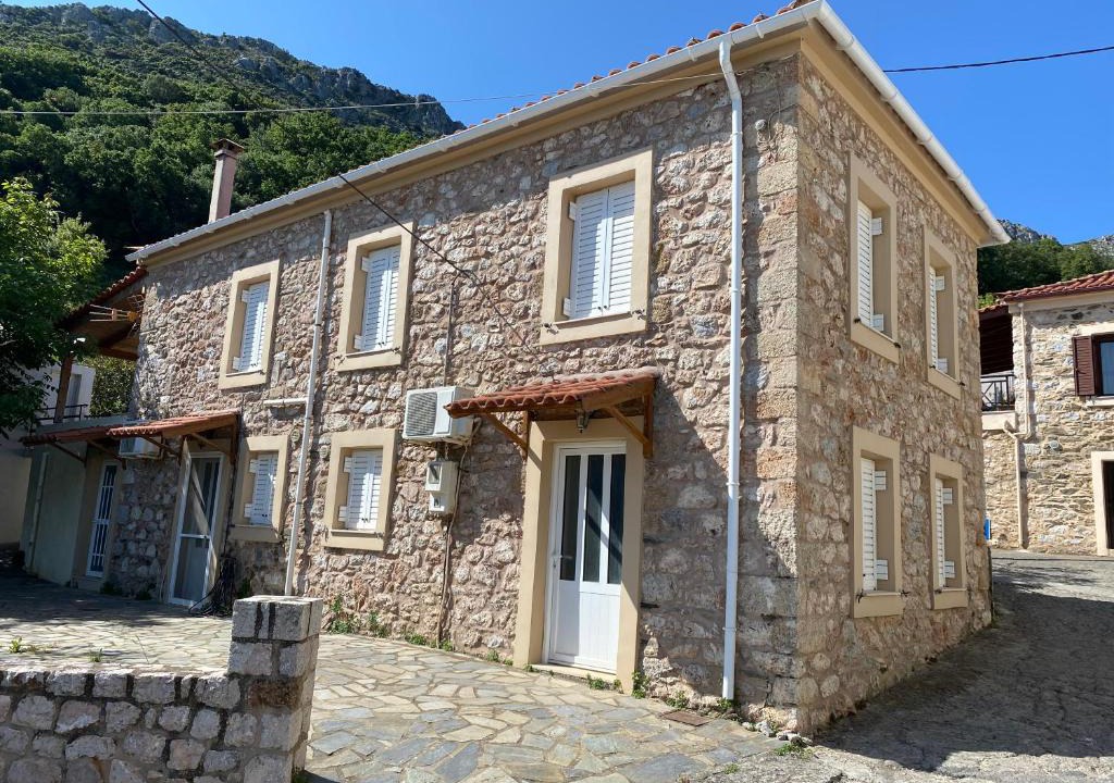 Monemvasia Apartment | Studio Lakis Barbajonn's Stone House