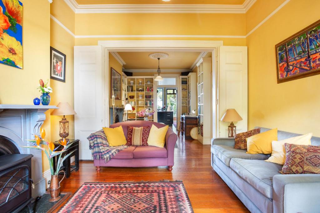 Balmain House | Stunning Victorian Home with Balconies, City Views