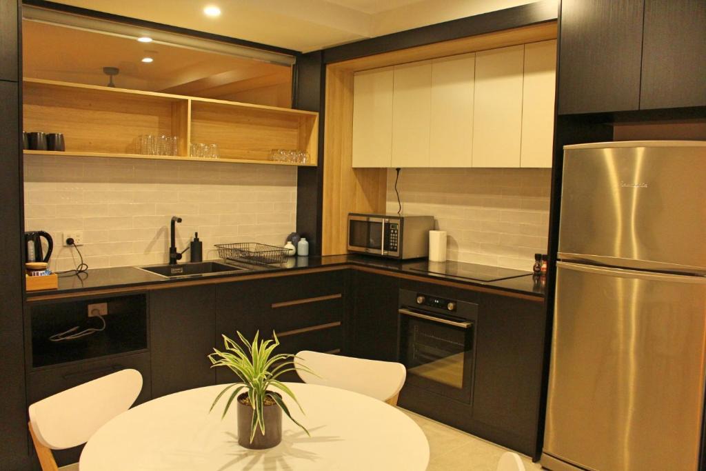 Braddon Apartment | Stylish, Modern, Cute as a Button - Braddon CBD