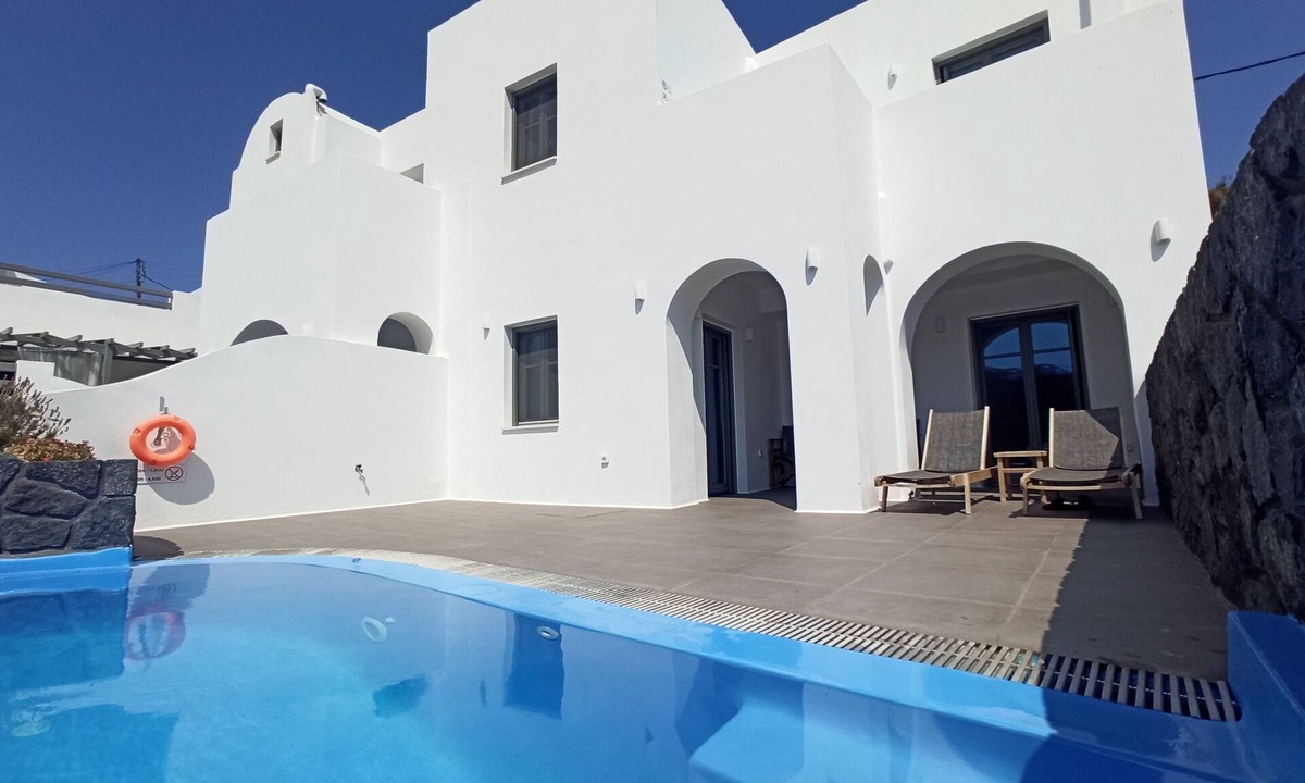 Vothon House | Suite Private Pool Arethousa