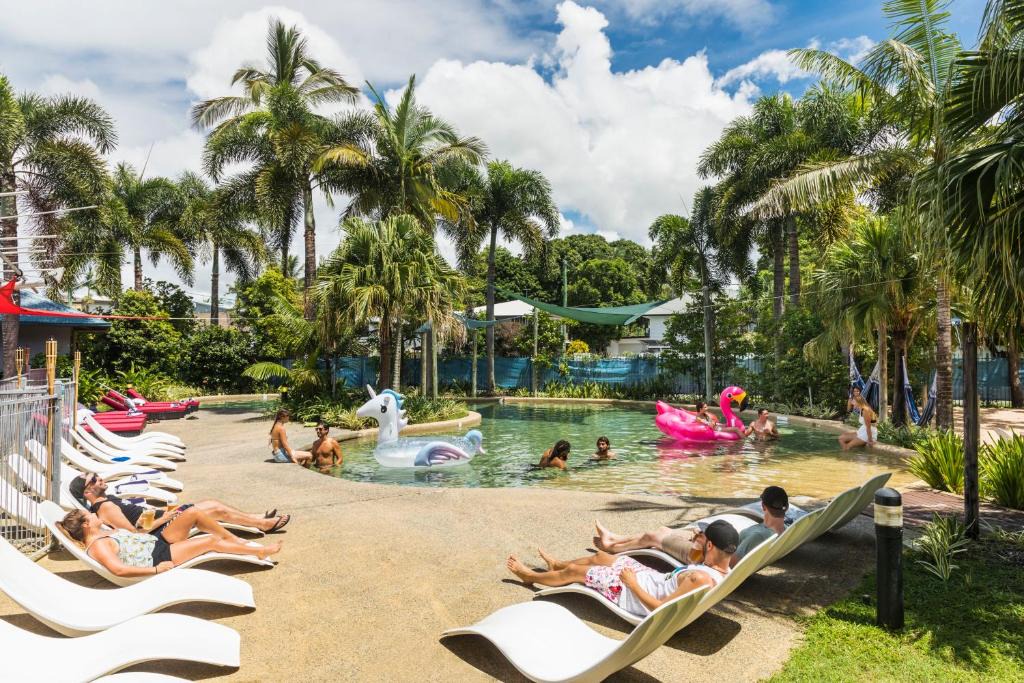 Cairns North Hostel | Summer House Cairns