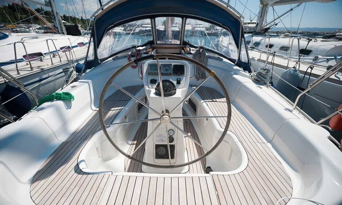 Nikita Boat Rental | Sun-Kissed Sailing: A Luxurious Beach Experience in Nikiti, Macedonia