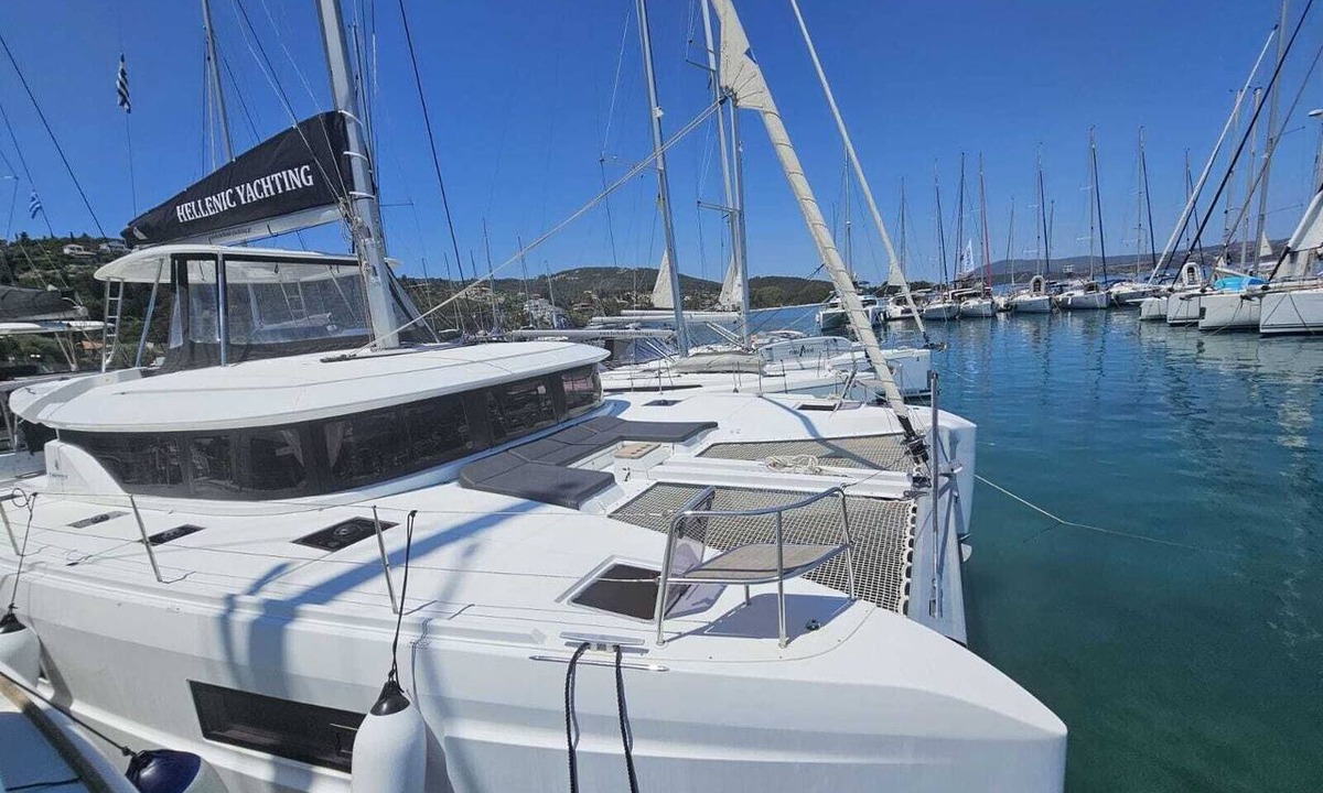 Perigiali Boat Rental | Sun-soaked Sailing Adventure in the Ionian Islands