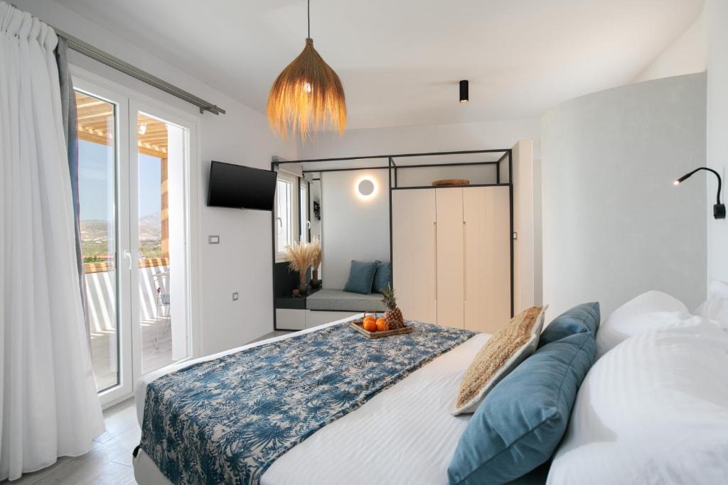 Naxos Villa | Sunday Luxury Suites
