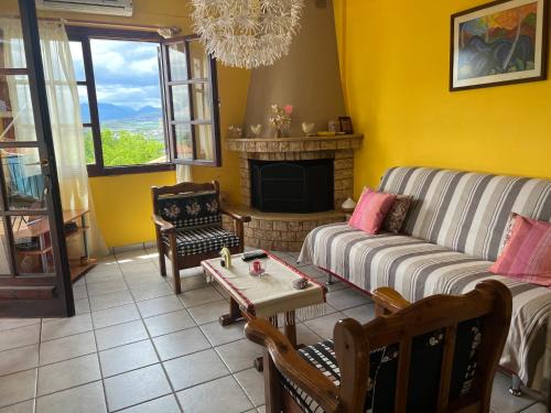 Mykines Apartment | Sunny house at ancient Mycenae, close to Nafplio!