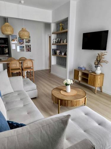 Khalkis Apartment | Sunrise condo