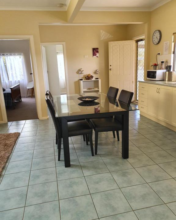 Port Lincoln House | Super Central Location