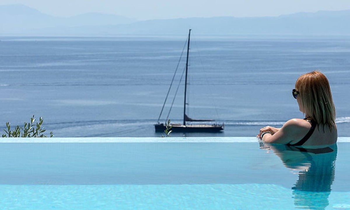 Skiathos Town Villa | Super Luxury Skiathos Villa | Five-Bedroom Villa | Private Infinity Pool