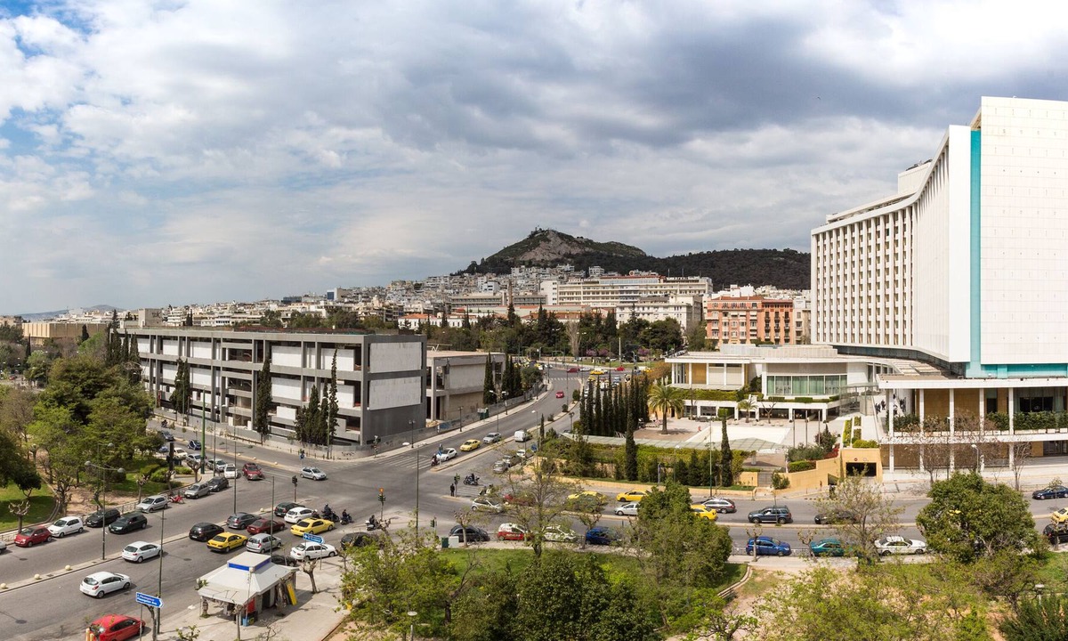 Ilisia Apartment | Superb serviced flat for 6 in the heart of Athens with view of Lycabettus Hill