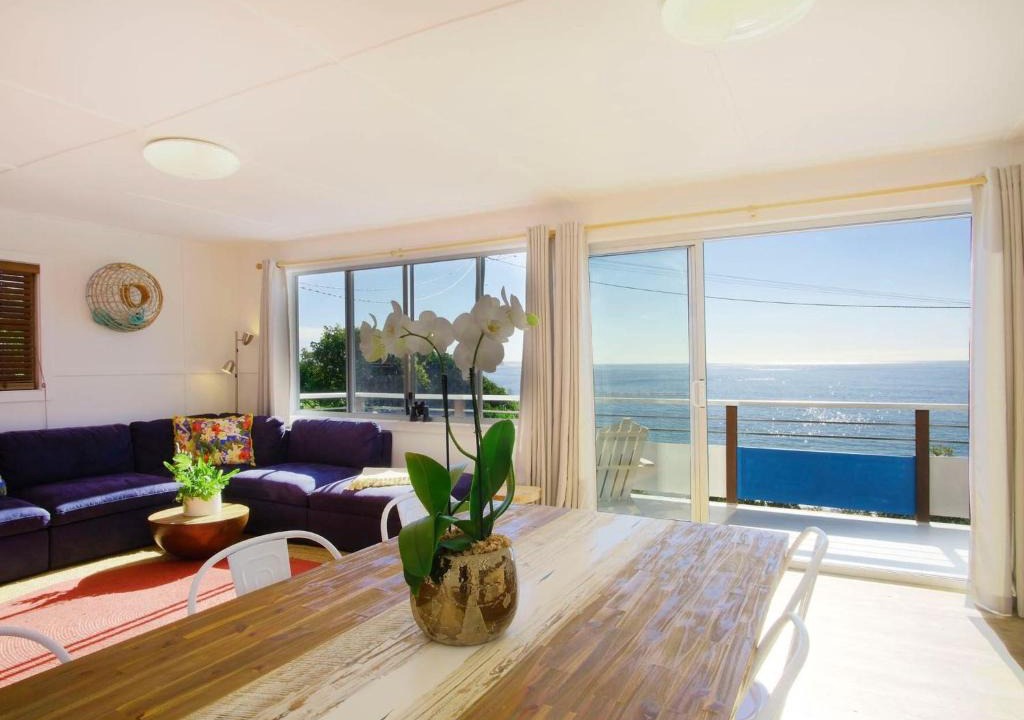 Seal Rocks House | Surf Shack at Boat Beach