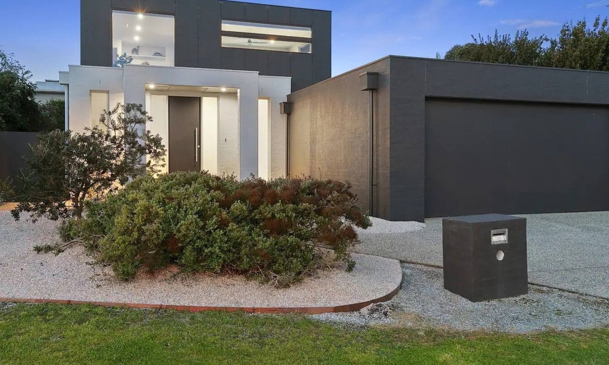 Jan Juc House | Surfcoast's Luxury Oasis