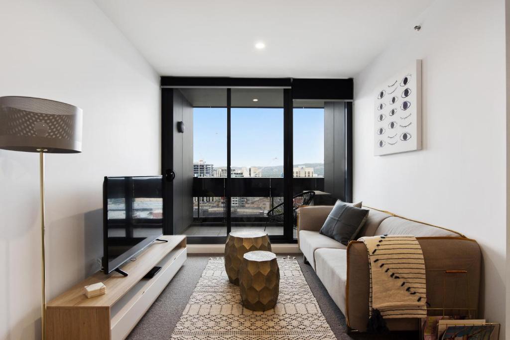 Swainson Grote | Adelaide Central Business District