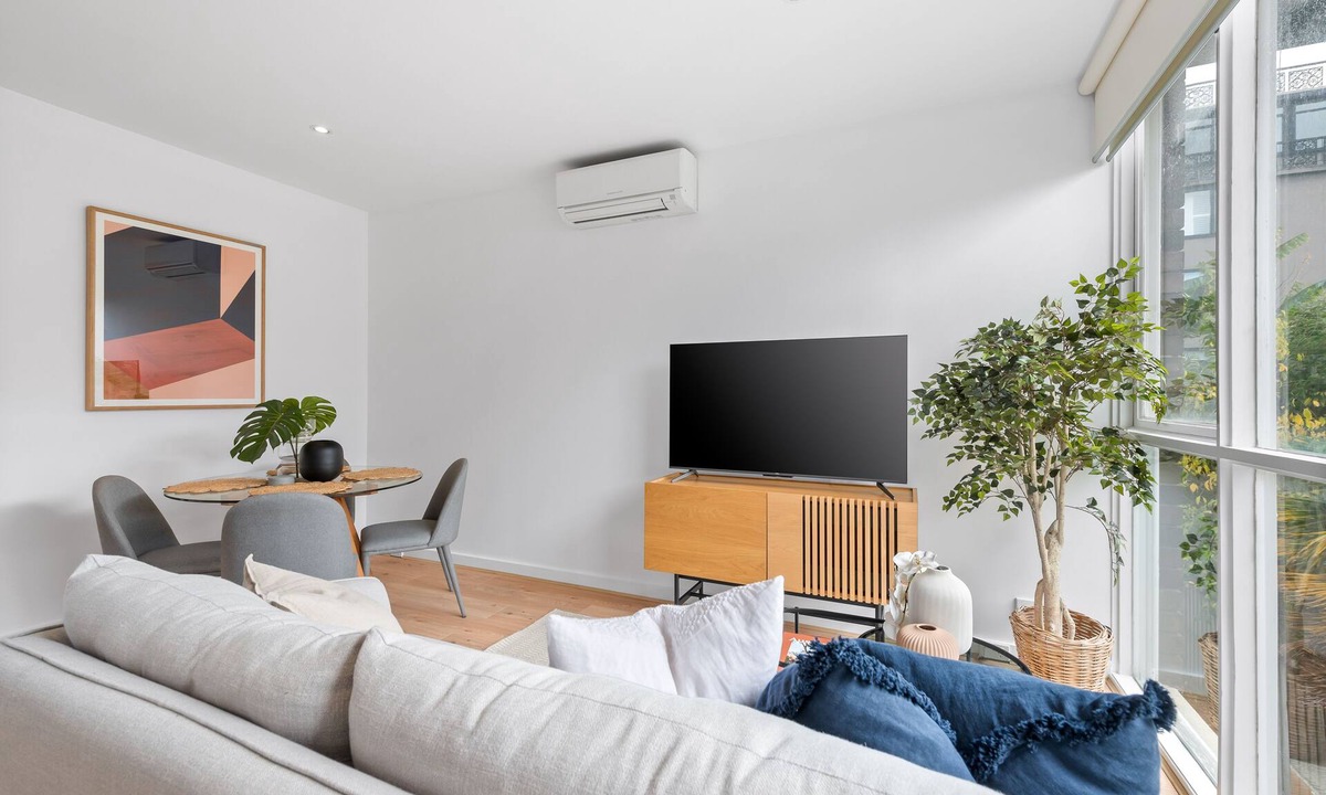 South Yarra Apartment | Sweet Darling by Ready Set Stay- South Yarra - WIFI, parking & linen and towels