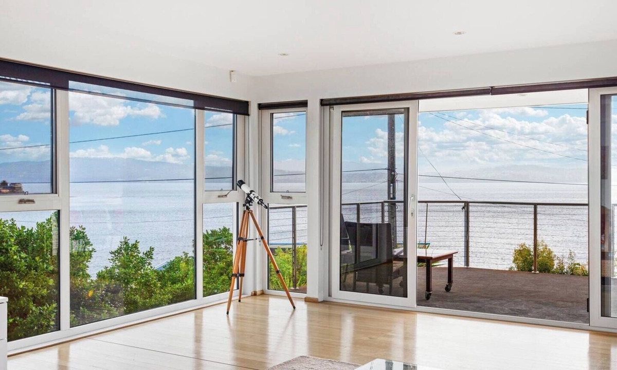 Opossum Bay House | Syrrah Serenity Beachfront Bliss at Opossum Bay
