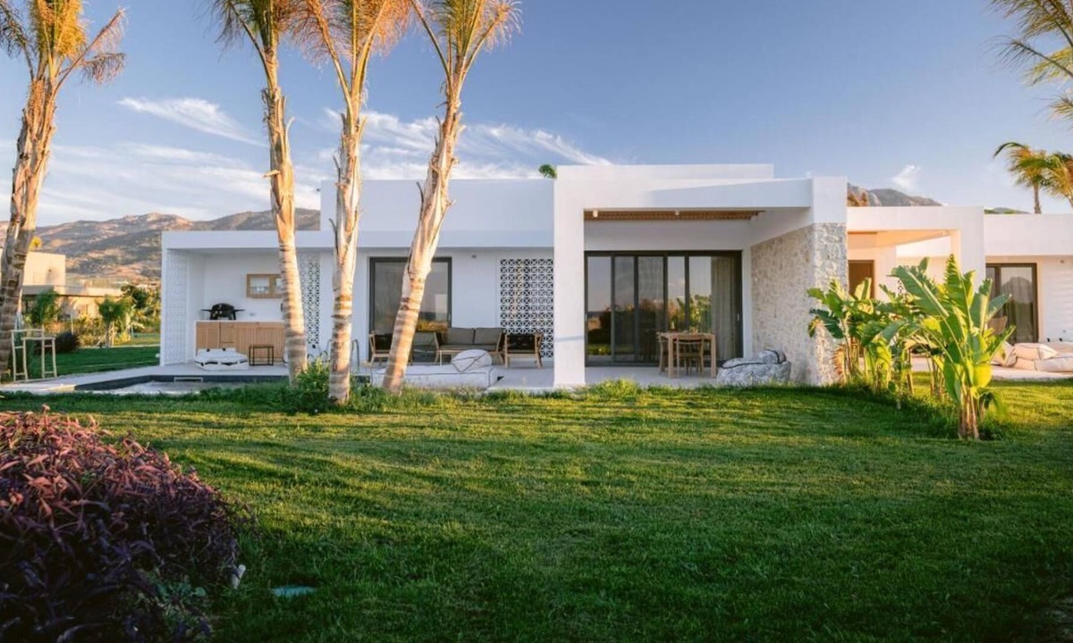 Tingaki Villa | Taf Boutique Beachfront 1 bedroom Villa