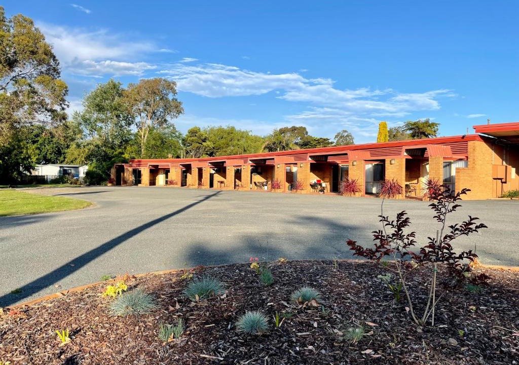 Yarram Hotel | Tarra Motel Yarram