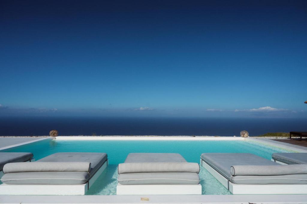 Vourvoulos Hotel | Terra Blanca Suites