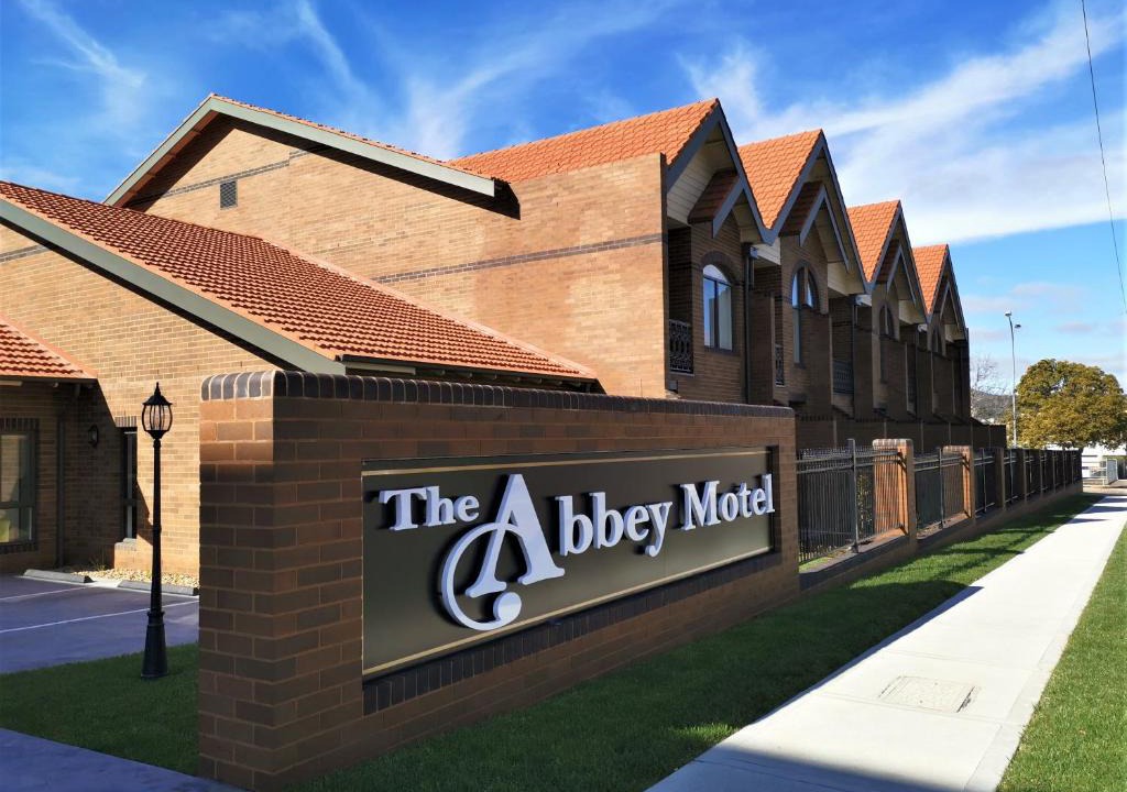Goulburn Hotel | The Abbey Motel Goulburn