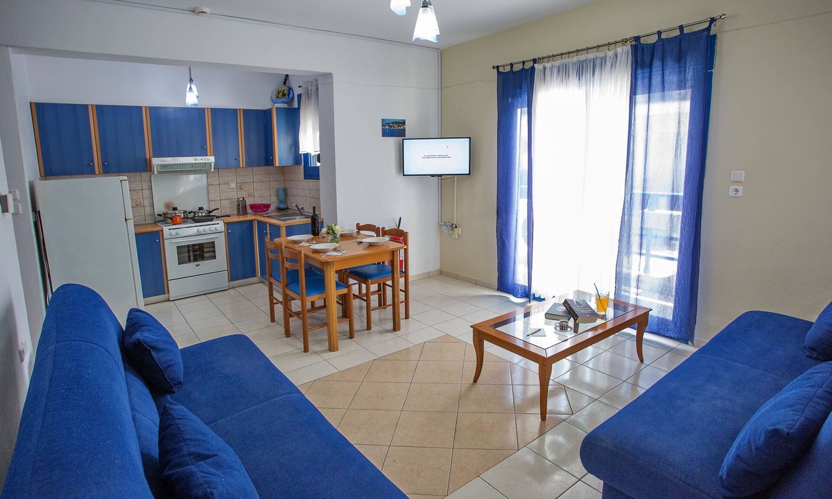 Nea Peramos House | The Blue Apartments and Beach