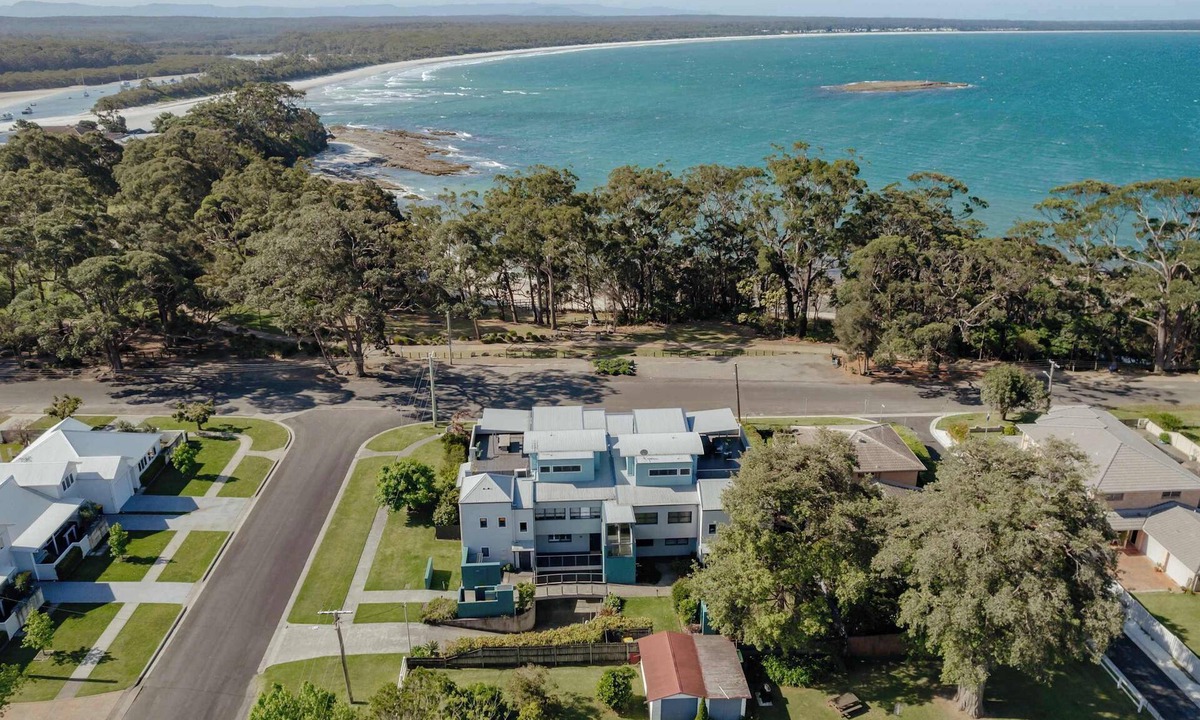 Huskisson Apartment | The Bowen Huskisson S
