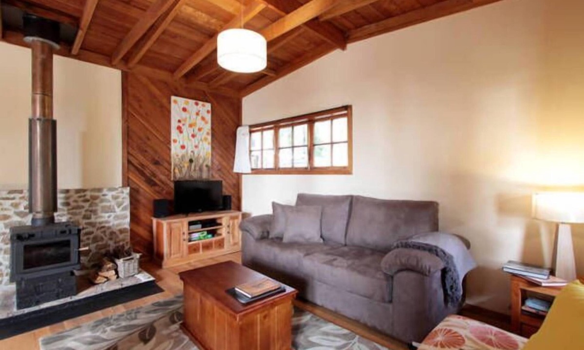 Flowerpot Cabin | The Cabin-Wake up to the sound of native birdlife.