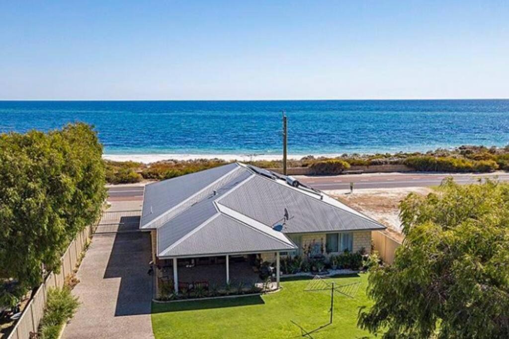 Wonnerup House | The Dunes Pet Friendly Beachfront Family Retreat Busselton