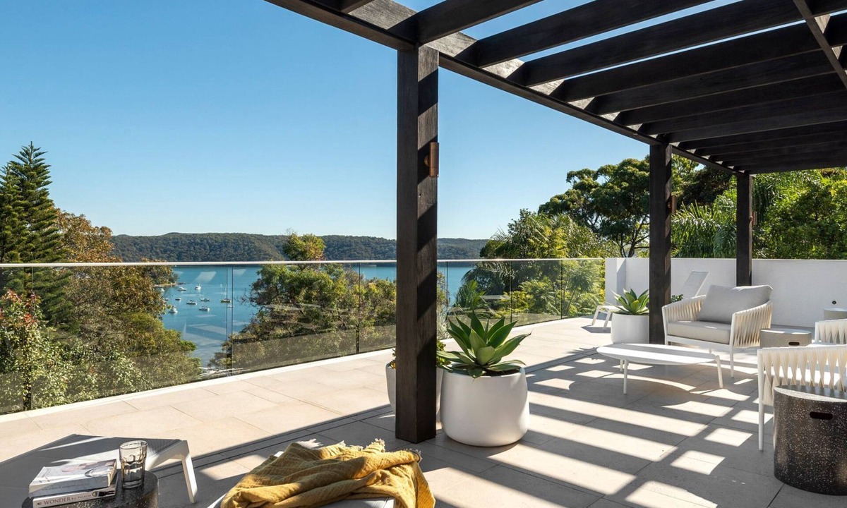 Whale Beach House | THE LOOKOUT by Palm Beach Holiday Rentals