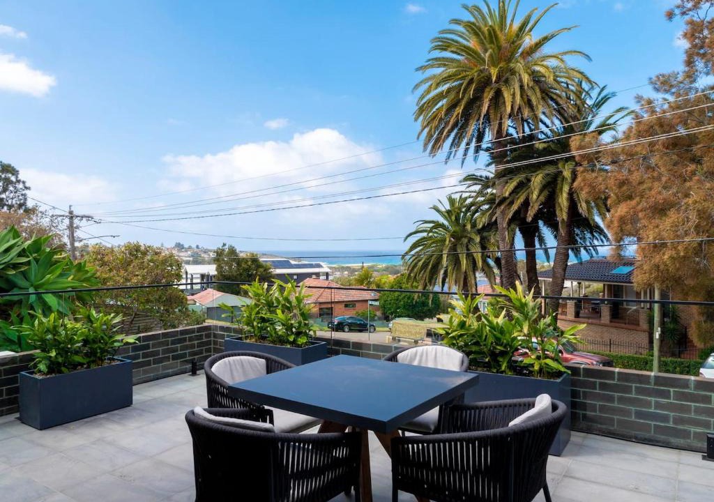 North Curl Curl Apartment | The Nook - North Curl Curl - L'Abode Accommodation