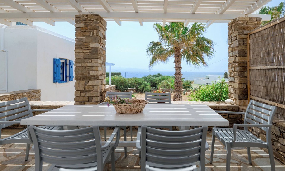 Ampelas House | The Paros Collection Homes/Vela