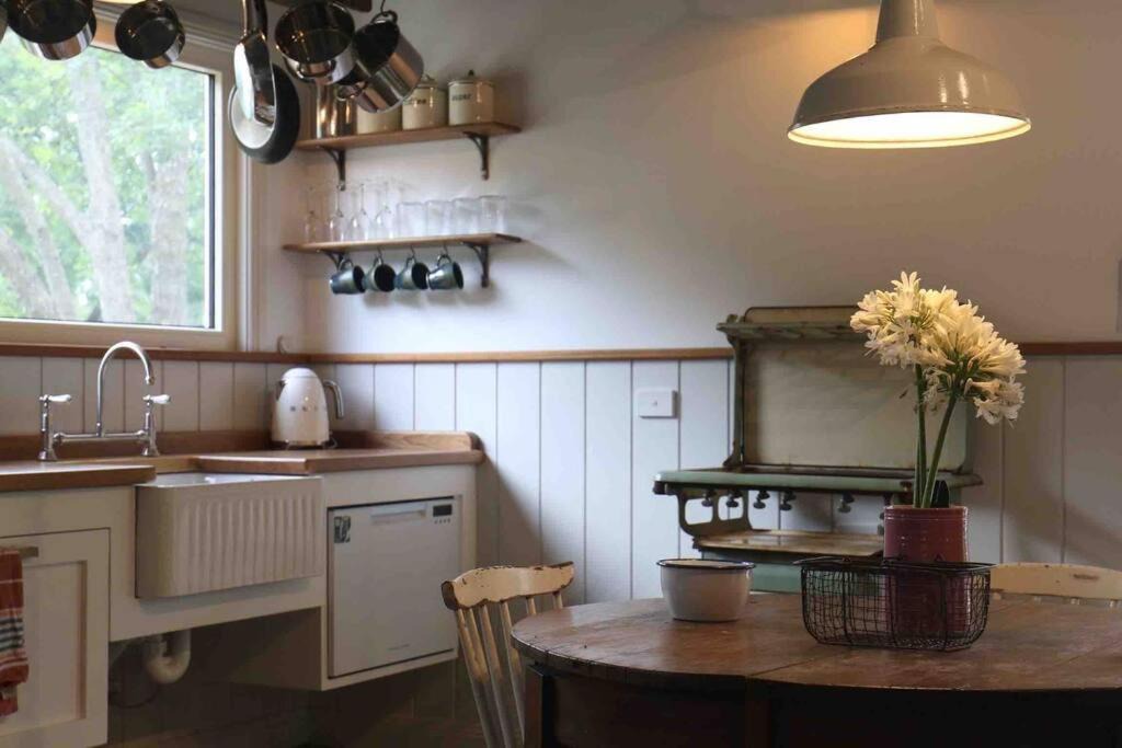 Boambee House | The Pottery Shed