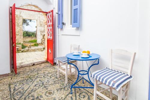 Kallithea House | The red door in Koskinou