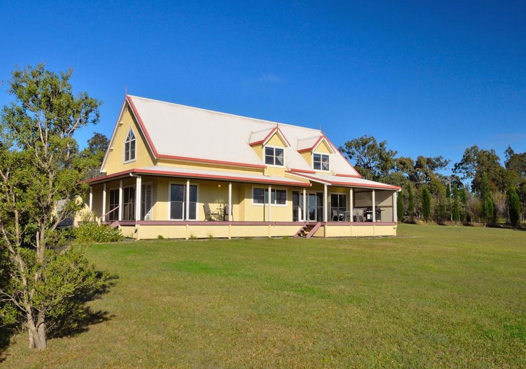 Lovedale House | The Residence @ Elbourne Wines