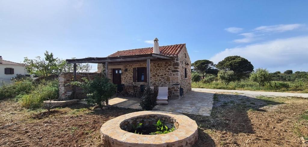 Kithira House | The Stone House