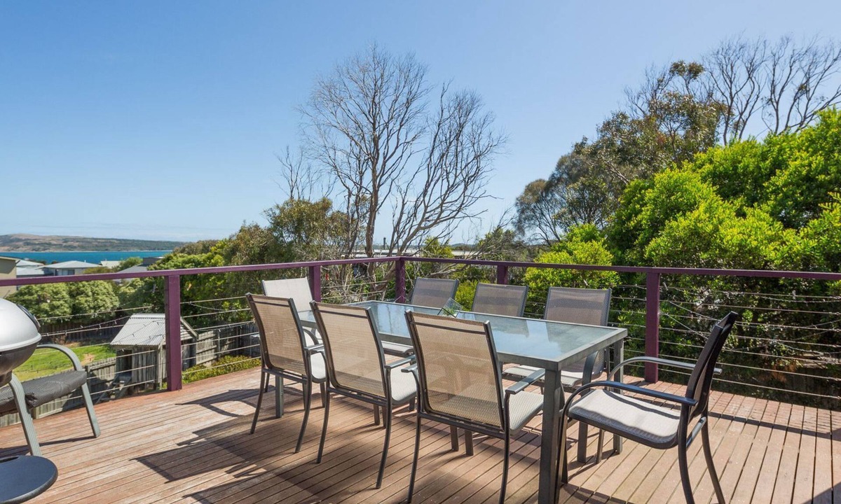 San Remo House | The Views - Beautiful spacious pet friendly home next to the ocean.