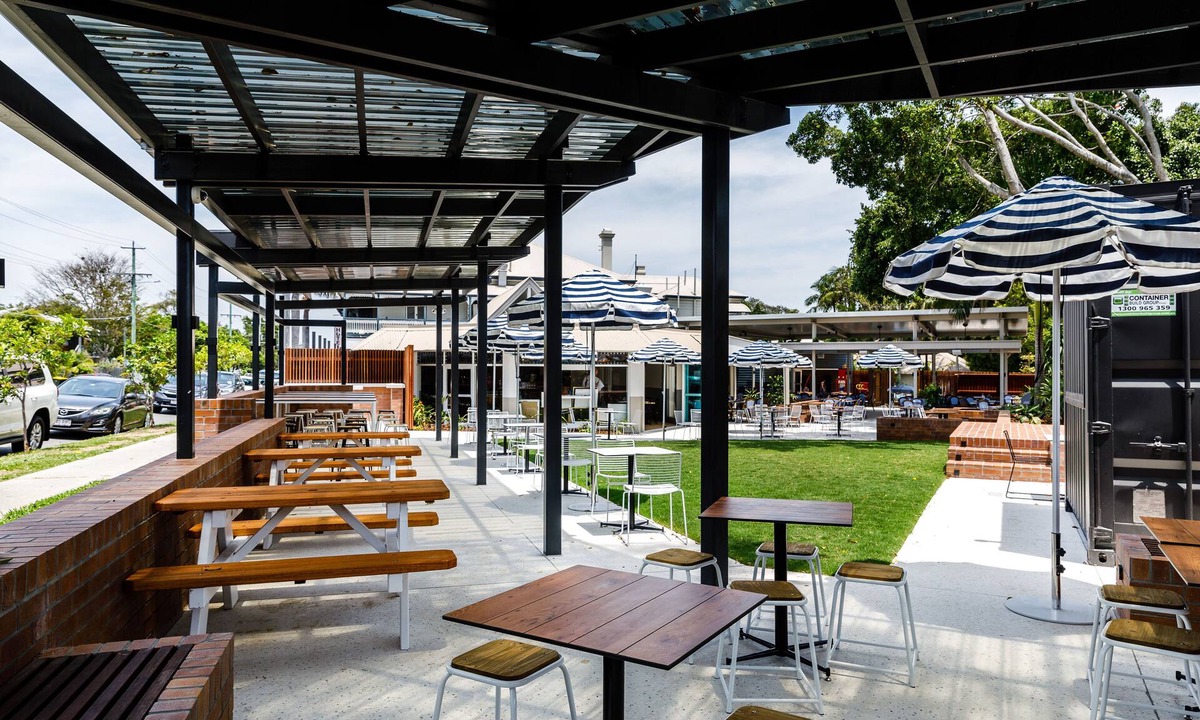 Wynnum Hotel | The Waterloo Bay Hotel