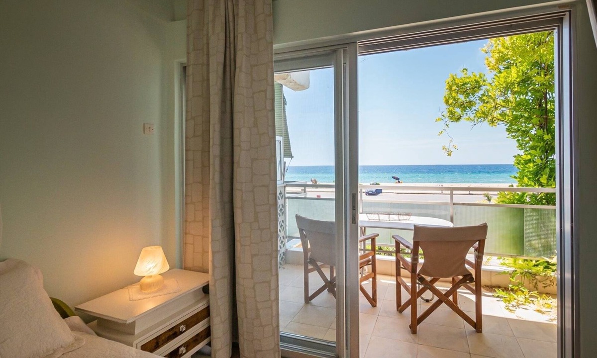 Nea Playia House | Thetis Seafront Home by RentalsPro