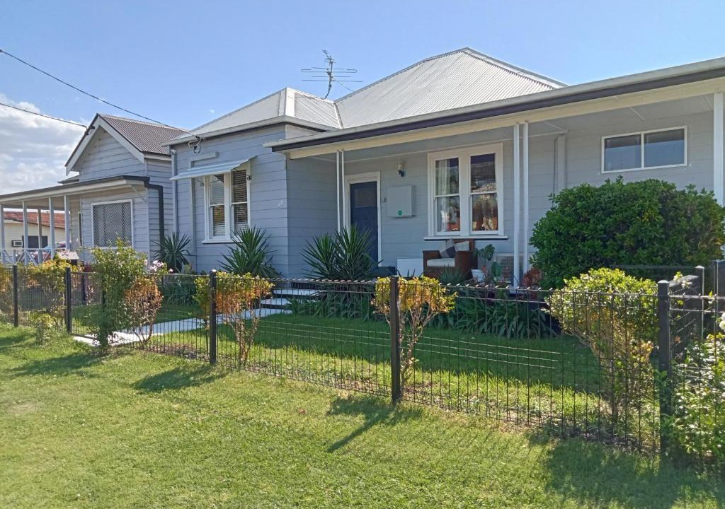 Cessnock House | Thunderbolts BnB
