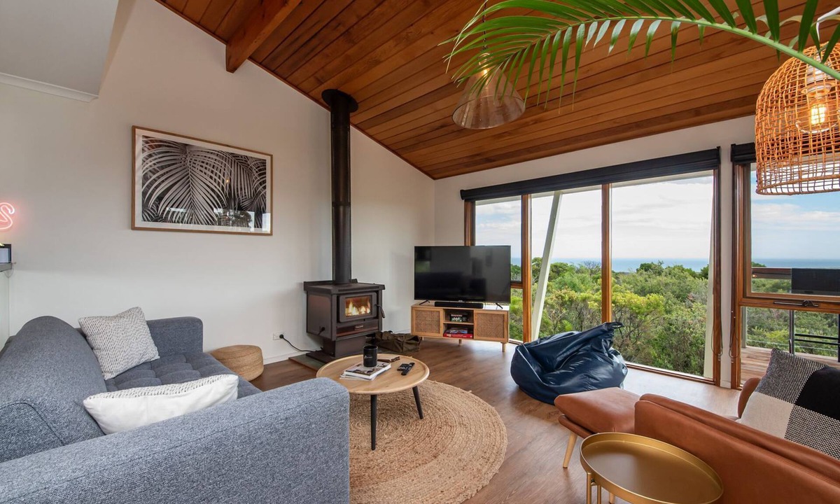 Cape Schanck Villa | TJ's Tree House with Ocean Views