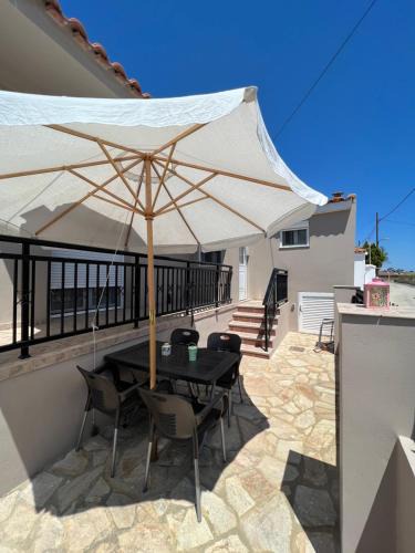 Lemnos House | Tonia’s & Chris House