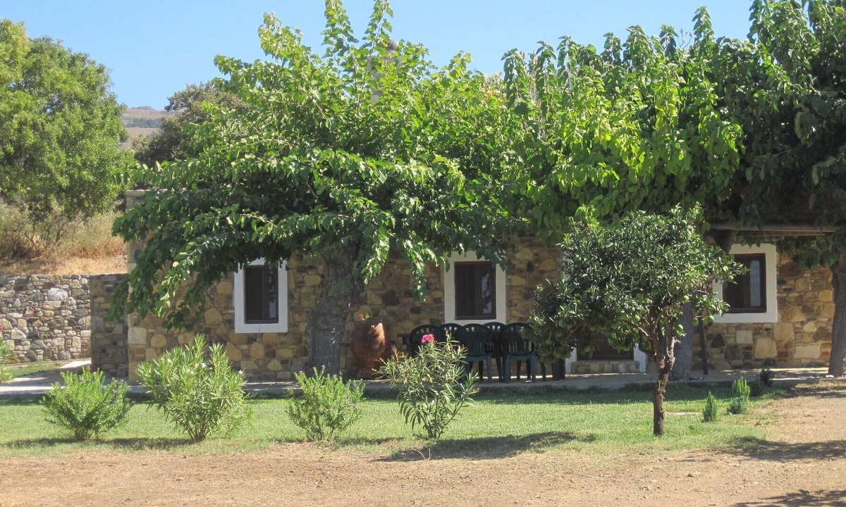 Kos Cottage | Traditional Greek Stone Cottage set in quiet countryside.